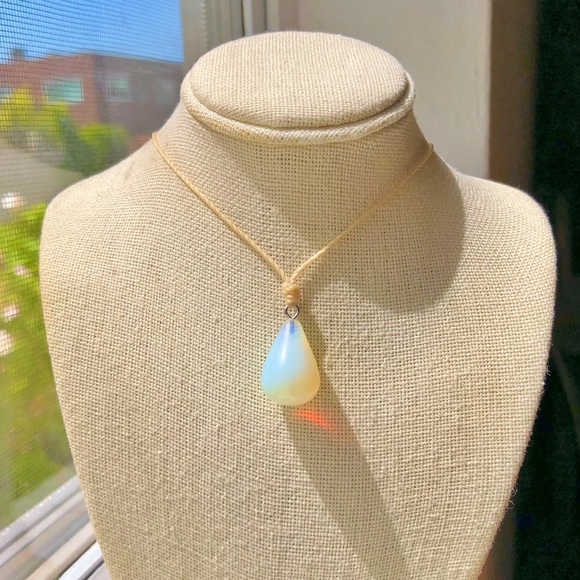 Handmade Jewelry - Whimsy Opalite Teardrop (Cream) Necklace/Choker